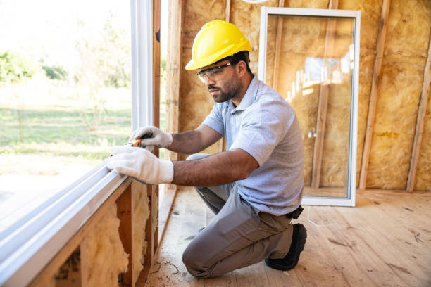 Best Garage Insulation Installation  in Iowa City, IA